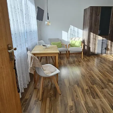 Gartenstudio Anila Apartman